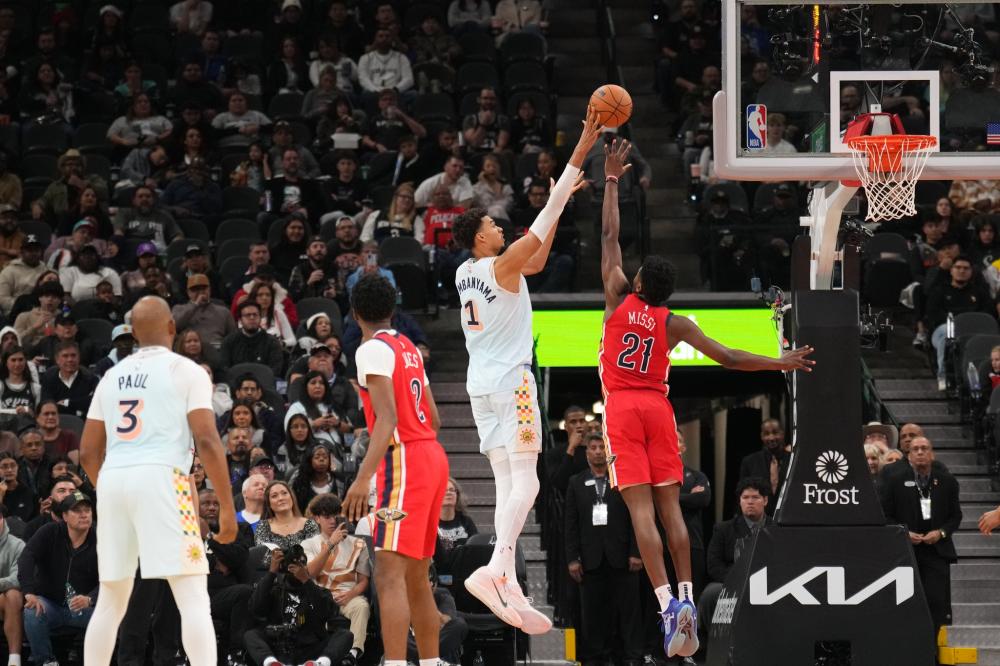 逐渐被更多 逐渐被更多