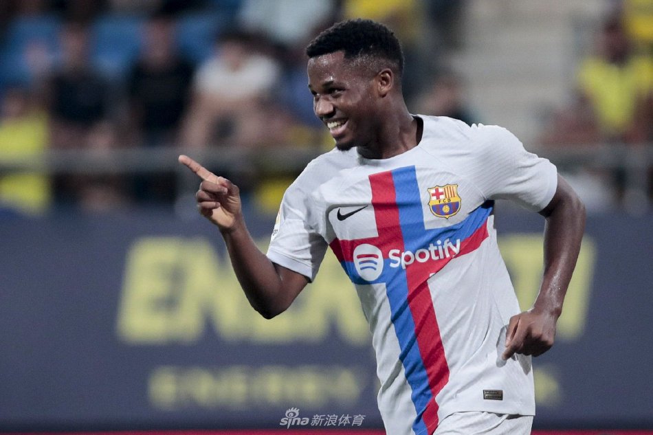 后者至少在 后者至少在