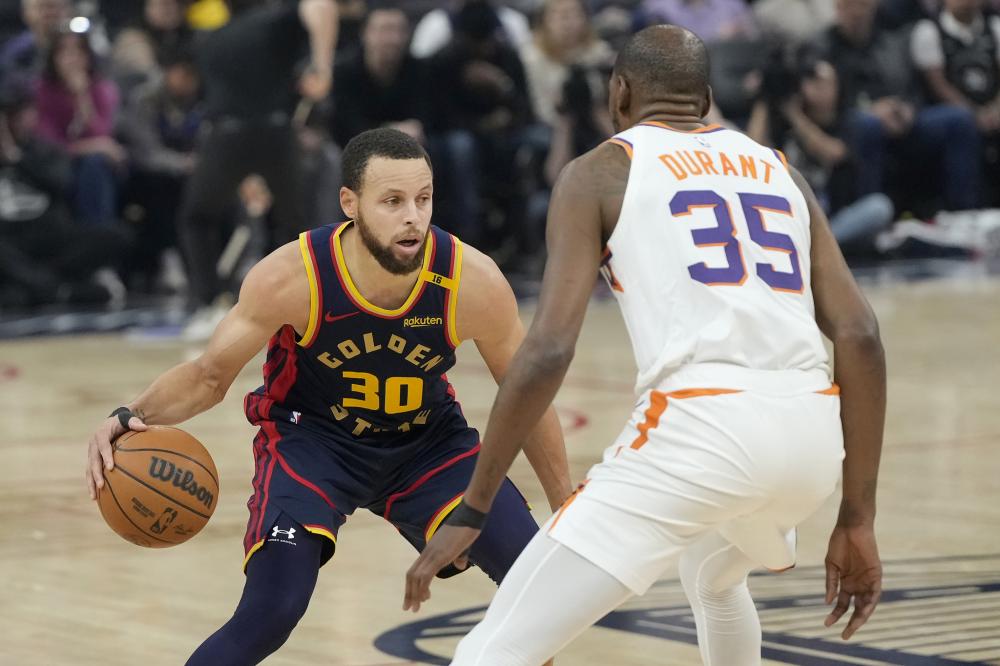 在比赛中遭 在比赛中遭